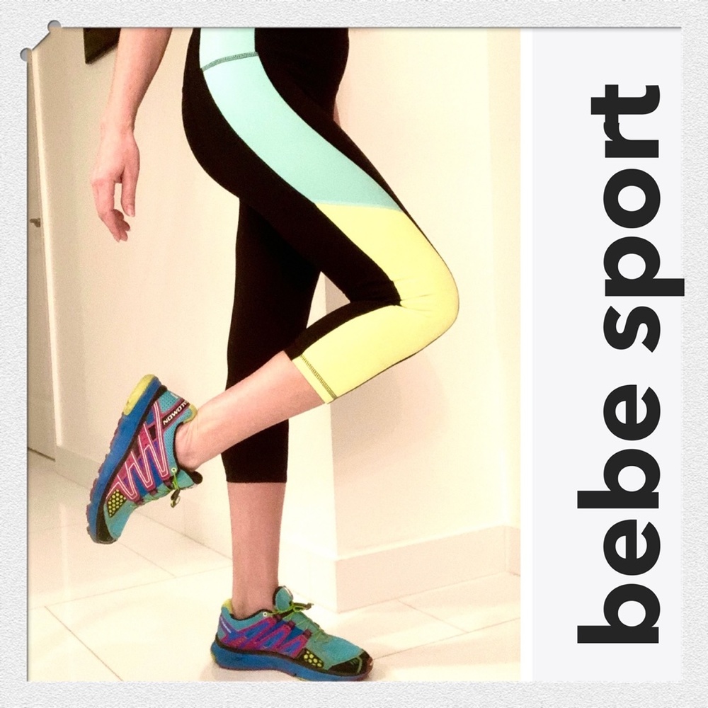 BEBE SPORT BLACK MINT COLOR BLOCK CAPRI LEGGINGS